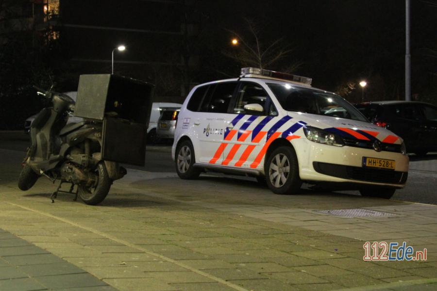 🚨 Maaltijdbezorger beroofd op de Willem Marislaan in #Ede 112.press/QvTm5b 112Ede https://t.co/gNGNGF39He