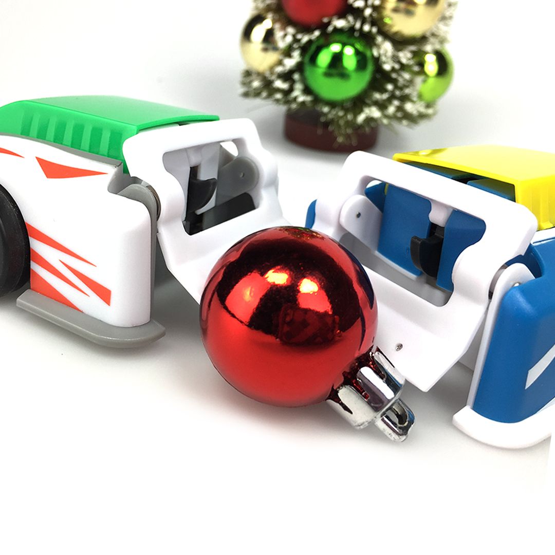HEXBUG's tweet image. Missed the #boxingday action? Just make your own! #roboticsoccer