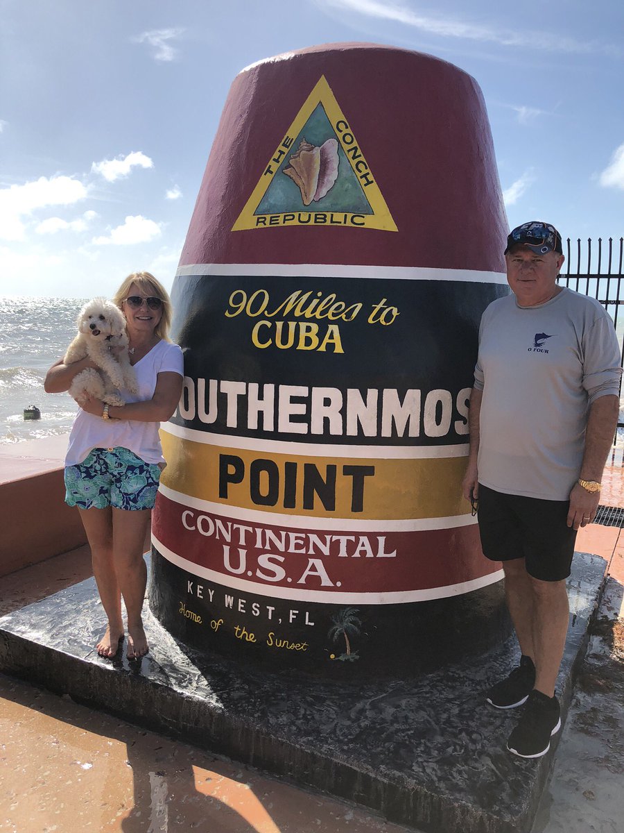 Playing tourist with ⁦@efMotorsports04⁩ #southernmostpoint
