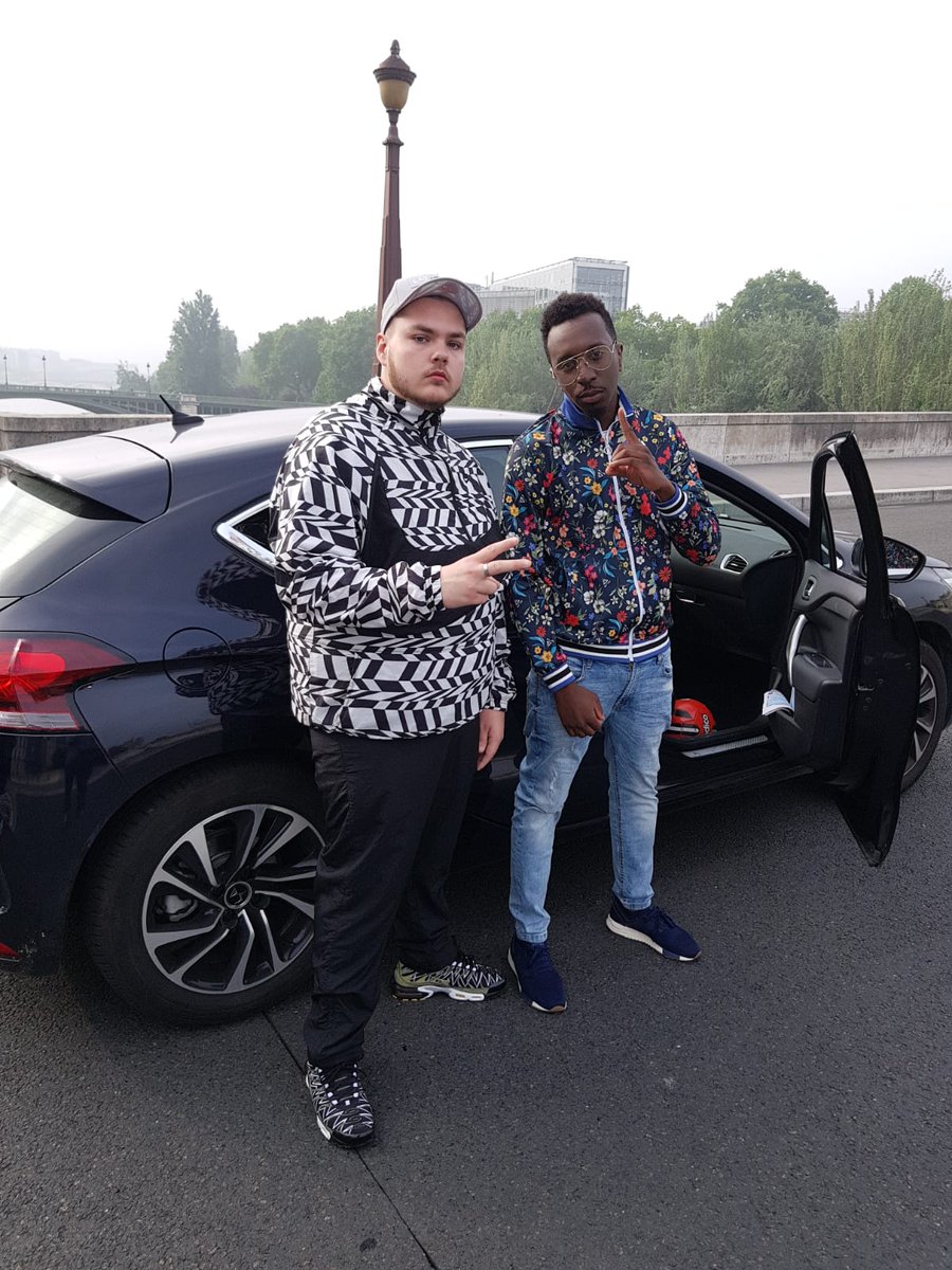 BOneofficiel's tweet photo. Totalement avec @Cestremy 🙏🏾💪🏾 #unvraiartiste #forceàtoi https://t.co/0UDT6qNWFJ