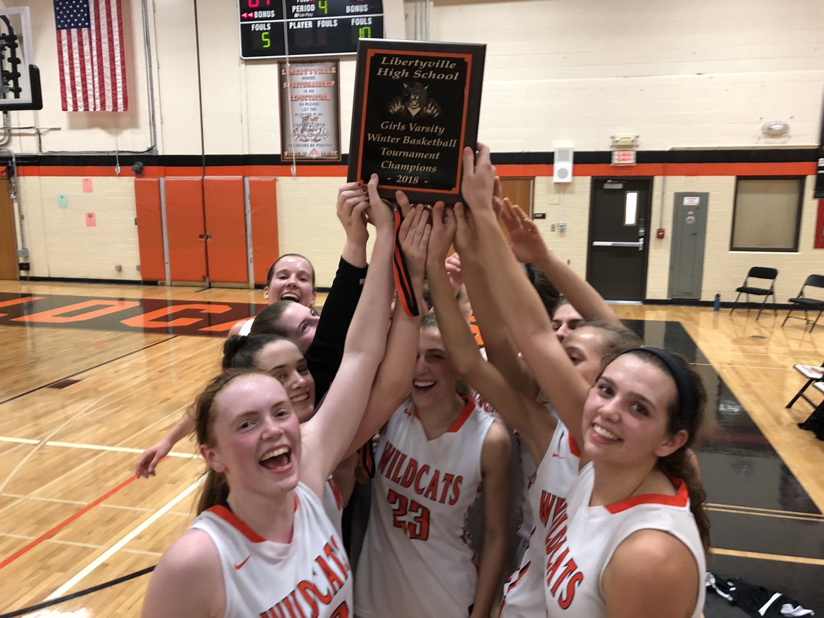 Lvillegbb's tweet photo. Cats win the championship game of the Winter Classic 61-50 over Rolling Meadows!  @lydiacrow_ had 16 pts, @MargaretBuchert 15 and @laurenhuberrr 10.  9 big rebounds for Maddie Spaulding.  8 for Lauren Huber.  LHS is 13-4 overall, 7-0 NSC. https://t.co/1NkIYwkILK