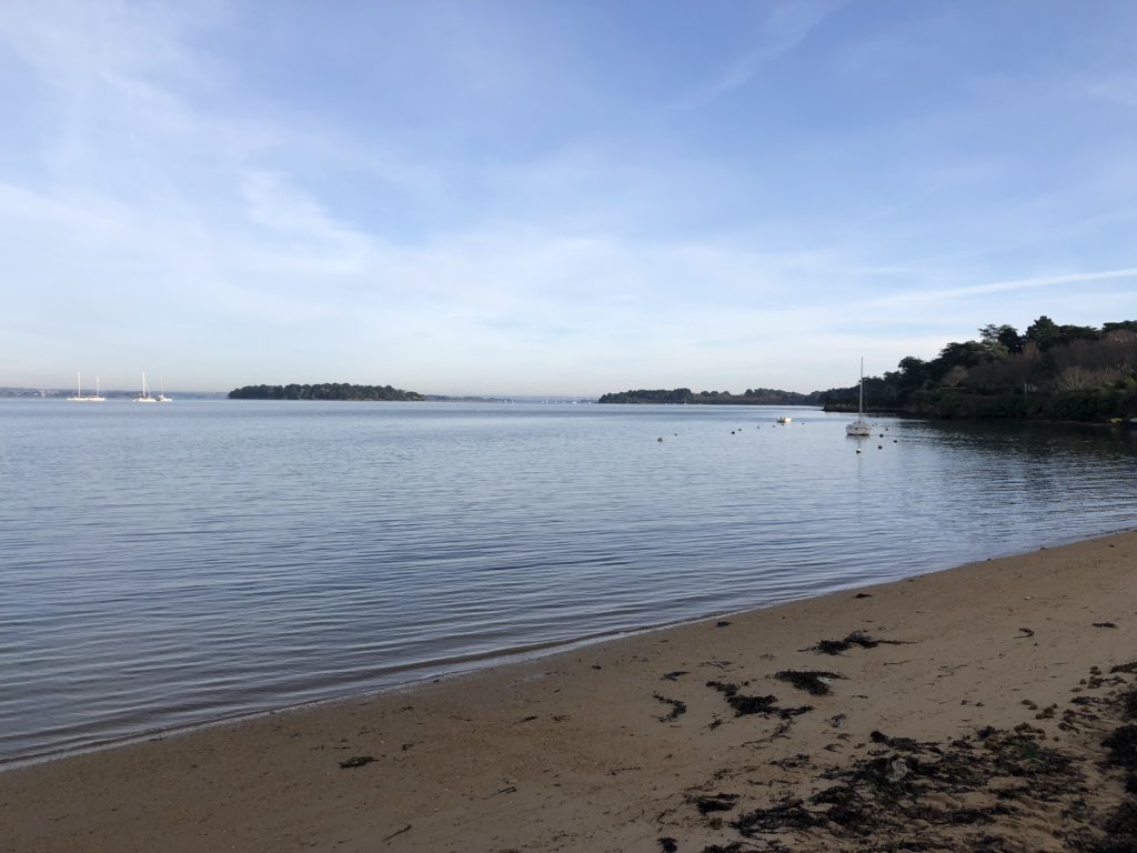 Etclaired's tweet photo. Xmas Break #inspire #expire #minutebretonne #breizhwayoflife #golfemorbihan #Kerassel #Logeo https://t.co/Tt49L9tU0f