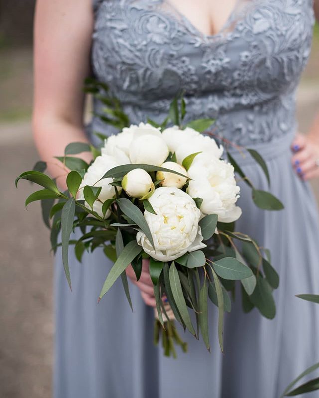 Kennedy_Blue's tweet photo. Dove + Cream make for a beautiful wedding color palette for any wedding occasion in any season! We especially love this look for a winter wedding! 📸✨👰 (Pictured: Wren in Dove)
| Photography: @annevictoriaphotography |
| Bridesmaids Dresses: @kennedyblueofficial |
| Wedding D… https://t.co/Waib78H2rc