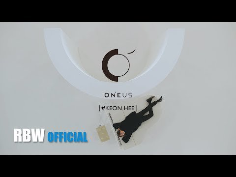 styleguideform's tweet image. ONEUS - Keonhee [Intro Trailer : LIGHT US]

#ONEUS #Keonhee #IntroTrailer #LIGHTUS #RBWEntertainment

bit.ly/2CBjo11