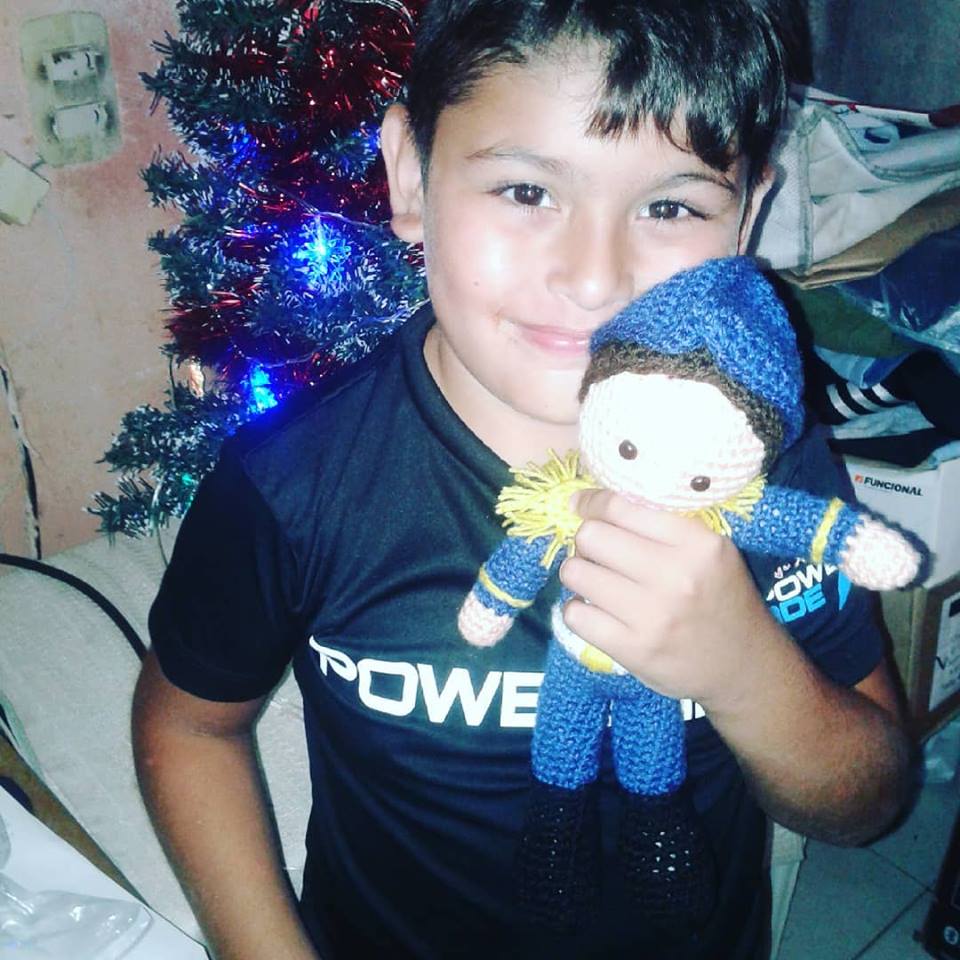 PabloRayo2002's tweet photo. El es Genaro. En la carta que le escribio a Papa Noel solo pedia un muñeco del Gral. San Martin. Tiene un gran aprecio por el General. Me gustaria que los granaderos lo saluden por este medio. @Granaderosarg @todonoticias https://t.co/QgIJ92498R