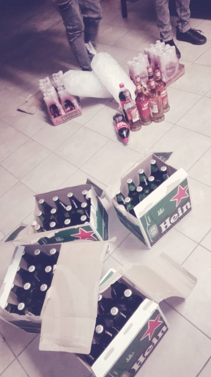 Lihle3A's tweet photo. Mhlaka 16 was like https://t.co/XvnpdhlO5E