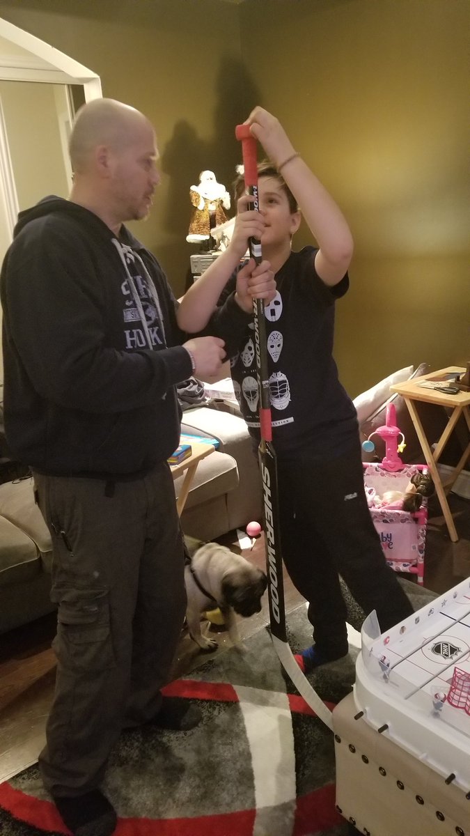 mbutlerleduc's tweet image. Getting ready for the @bellcapitalcup ! Fresh tape job!     #bcc2018 #tender #excited