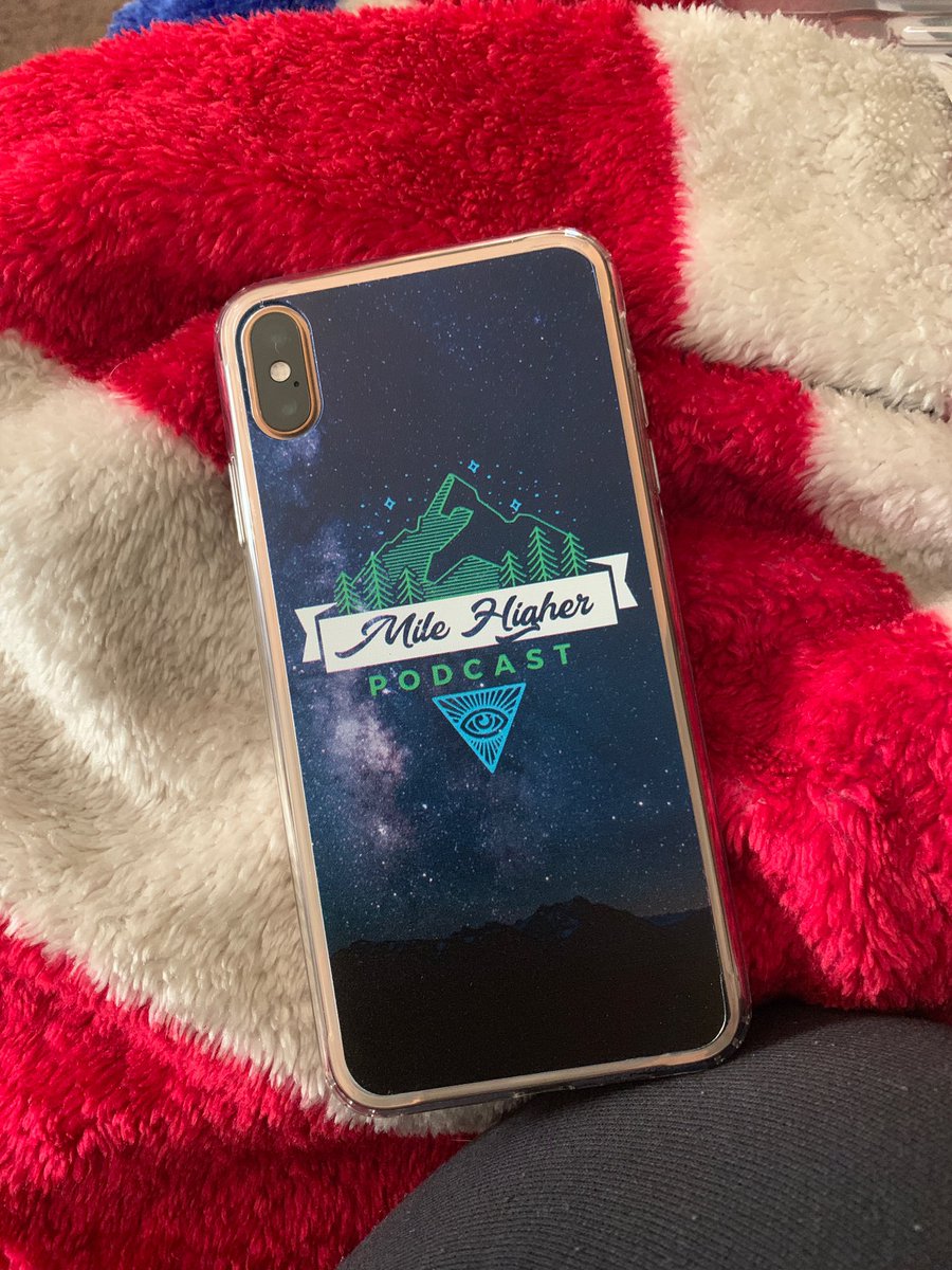 randaabigheart's tweet photo. I am in love ๐ the best case Iโve ever had! Now to wait for my clothes to arrive Saturday. Best Christmas gifts ever @KendallRaeOnYT @MileHigherPod @milehigherjosh #milehigher https://t.co/1LjnMvVveu