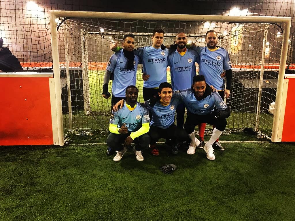Sign2Play's tweet photo. Sign 2 Play remporte le Boxing Day 🏆 Merci @UrbanSoccerFR 🇨🇵 #sign2play #nousommesdeschampions #mancity #boxingday #urbansoccer #foot5 https://t.co/rQHfwLImsB