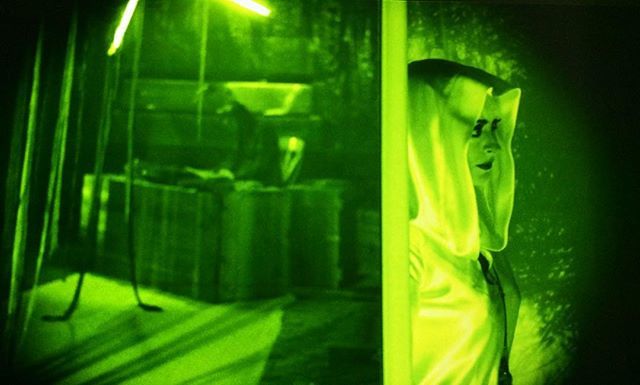 cinemacollage's tweet photo. #film #filmphotography #filmphoto #dharma #dharmaguns #fjossang #ossang #filmmakers #filmnight #movienight #movie #movienight🎬 #green #greenscreen https://t.co/s1fbT7K2ro https://t.co/vXsPFUoz6G
