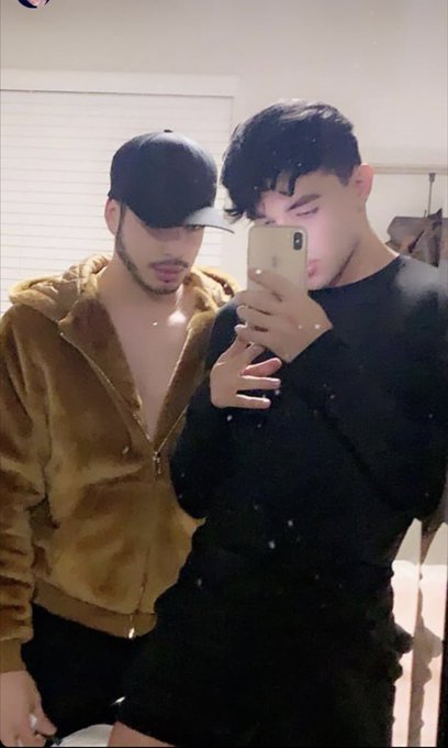 Watch Elmer.'s leaked NSFW photo on TwXstars