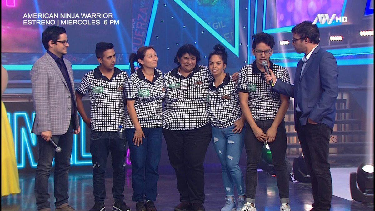 Combate_ATV's tweet image. 🎊🎉¡Sin ellos, DIOSAS👸 no hubiera sido una gran competencia!🎊🎉 Sigue la señal EN VIVO ► bit.ly/1FbDTrs | @atvpe