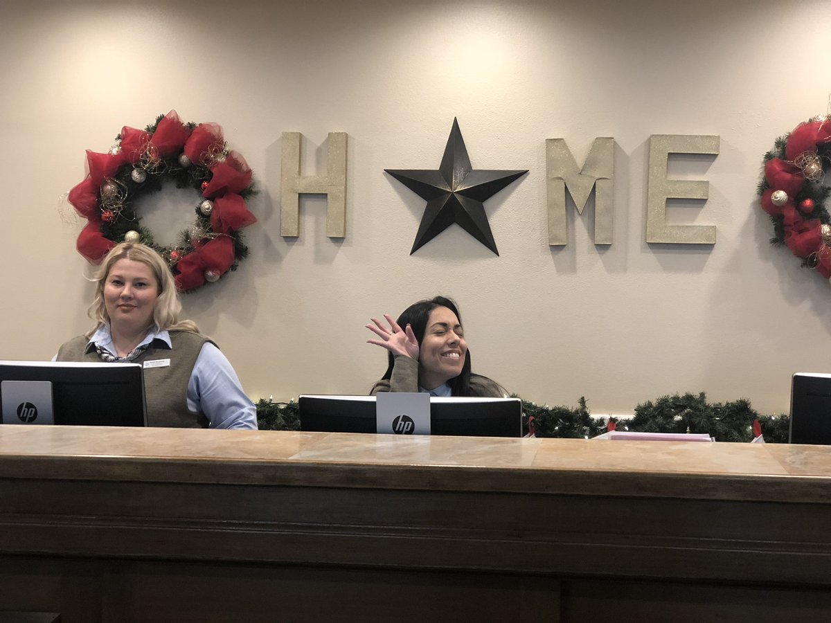 Joann6179's tweet photo. Recruiting Marketing goals for 2019 have been set and we canβt wait to deliver! #diamondresorts #diamondcareers #marketing #handpickeddiamonds @TheVacationDR @tom_savino @TheTNPatrick @EvieForero @JoeyRubio5 https://t.co/v7Jn6caLxy