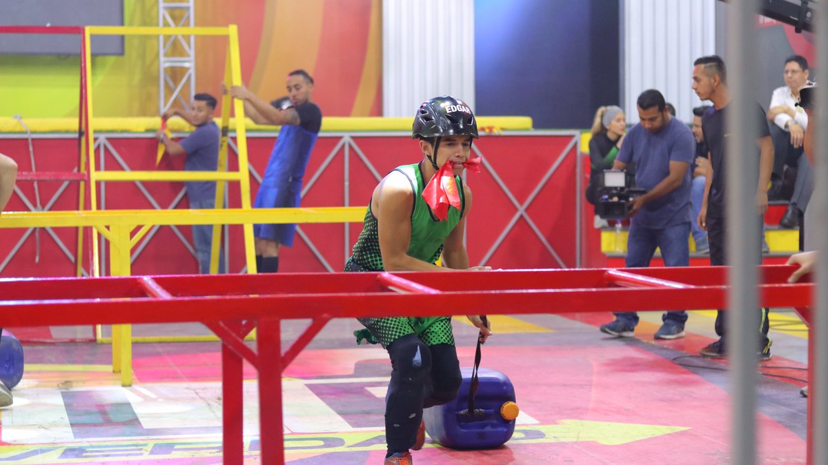 ¡Termina la primera prueba masculina de esta semifinal! Así quedaron:
@stanleyc7sv 17
@alduc7sv 18
@edgarc7sv 19