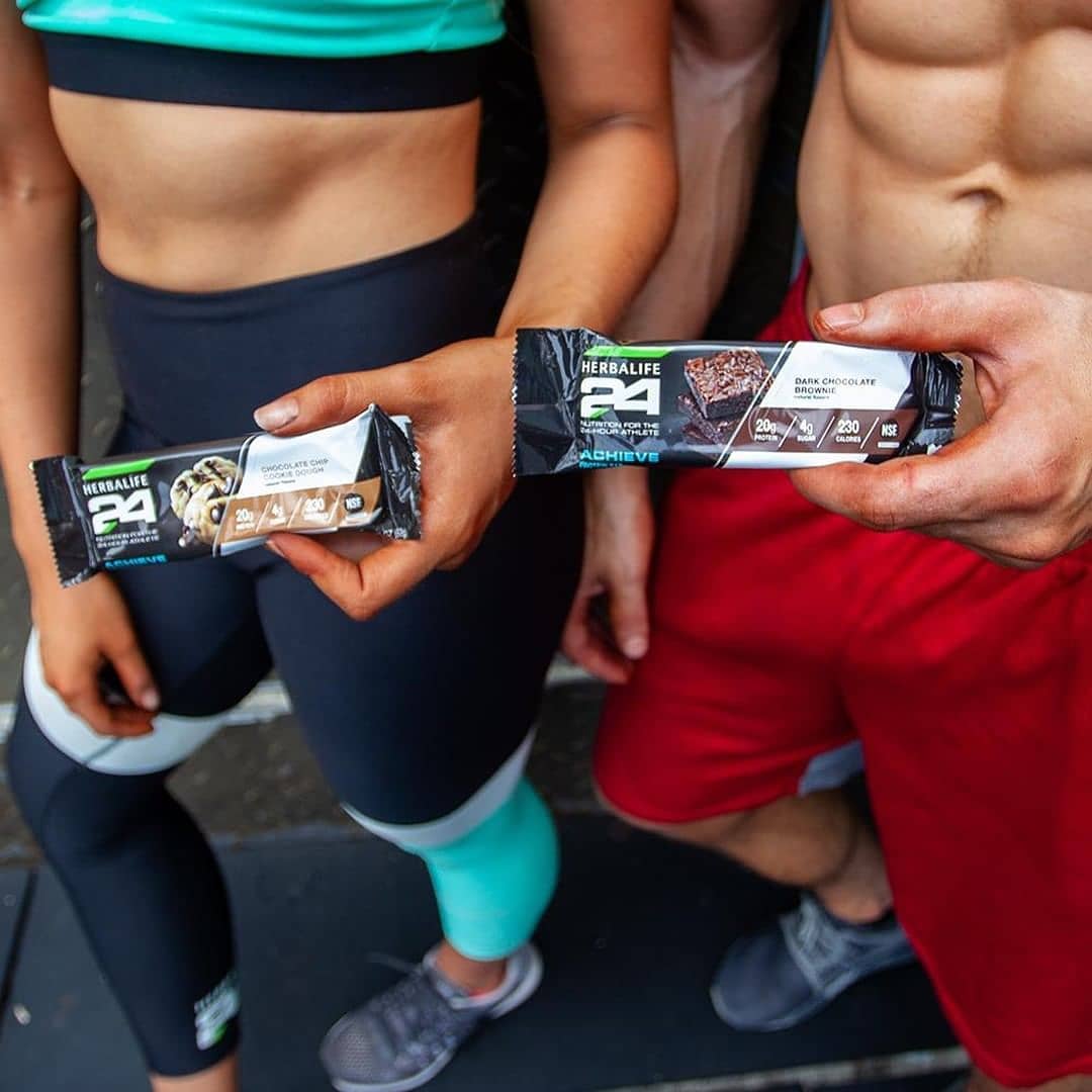 YulibelRodrigu1's tweet photo. Your muscles break down throughout the day, so it’s important to complement your regular meals with added protein #Achieve. #YulibelTeam https://t.co/UcIeW7tvbb