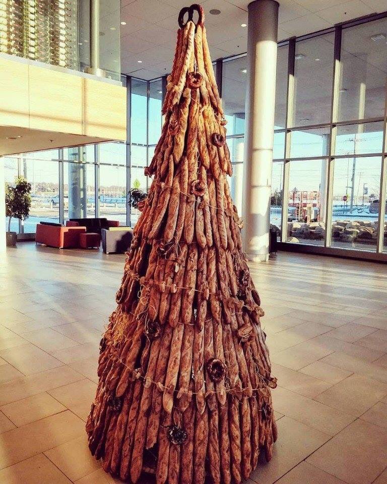вручную фото самых оригинальных елок древняя часть замка