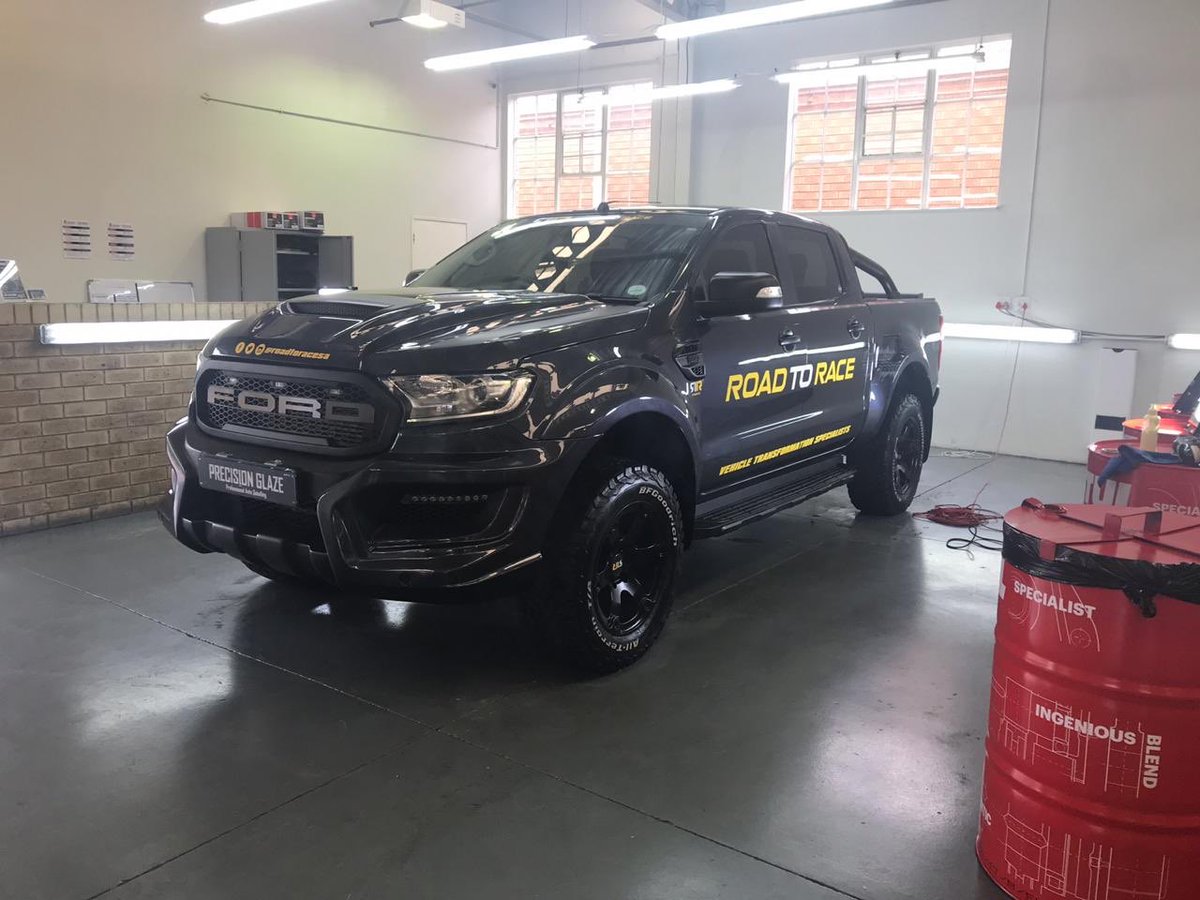 Our Beautiful RTR T-Rex after a @precisionglaze wash at RTR Sandton🔥 #bestinthebusiness #transformation #detailing #precisionglaze #trex