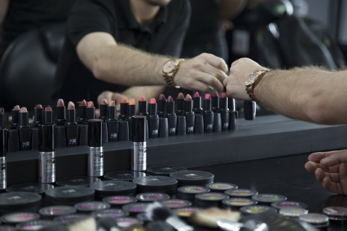 FashionTVColombia tweet media