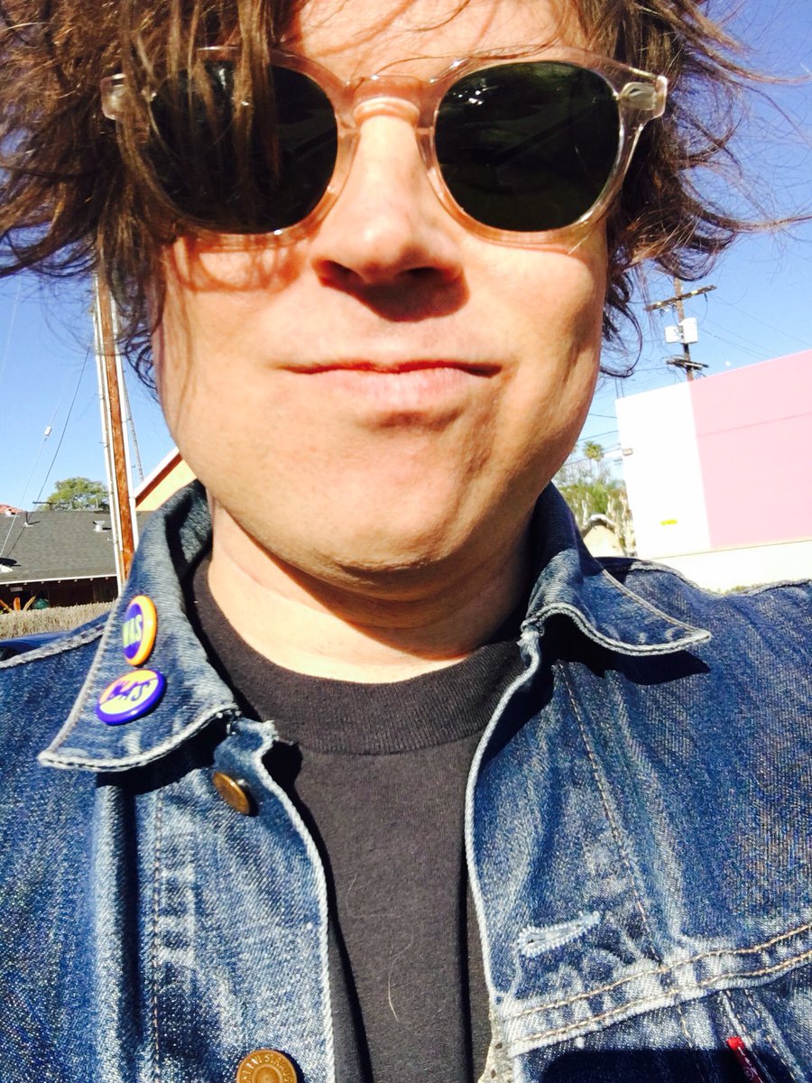 2018: you brought me to my knees. It turns out that's where I needed to be: in prayer for everyone here or lost.
In these trying times, God bless everyone struggling or on the path to empathy, kindness and recovery.
Keep the Faith. 
&amp; may the Faith keep you.  XO