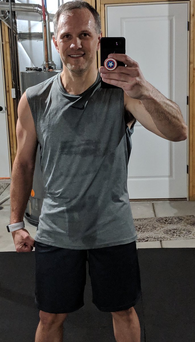 troymagicmarker's tweet photo. @Total_Bellas #BellaPowerPose
Not real fierce, but I kill 'em with kindness. #MagicMode #Fearless
💪🏼🔥💦 https://t.co/zIzf6TuGar
