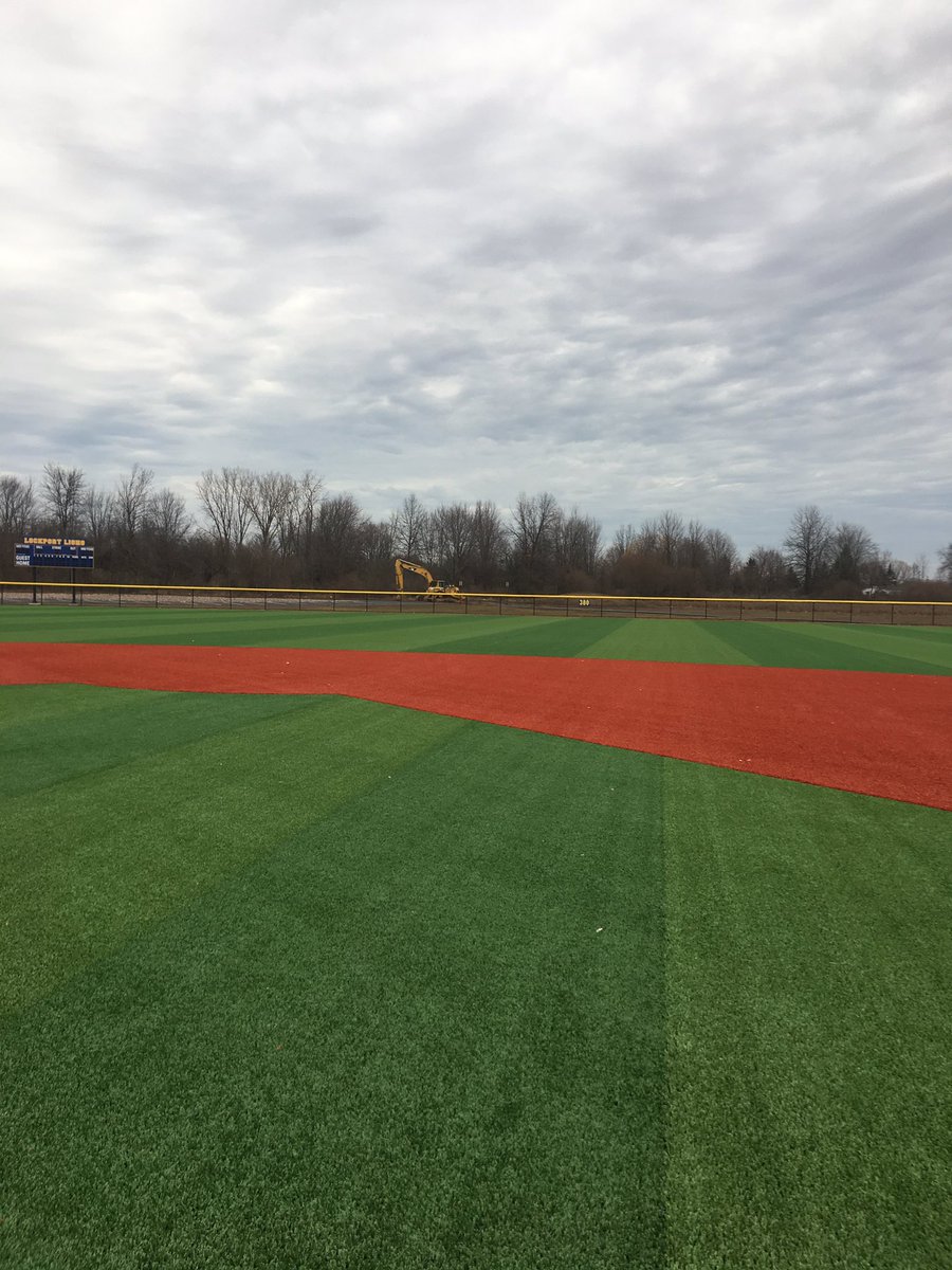 LHSBaseball tweet media