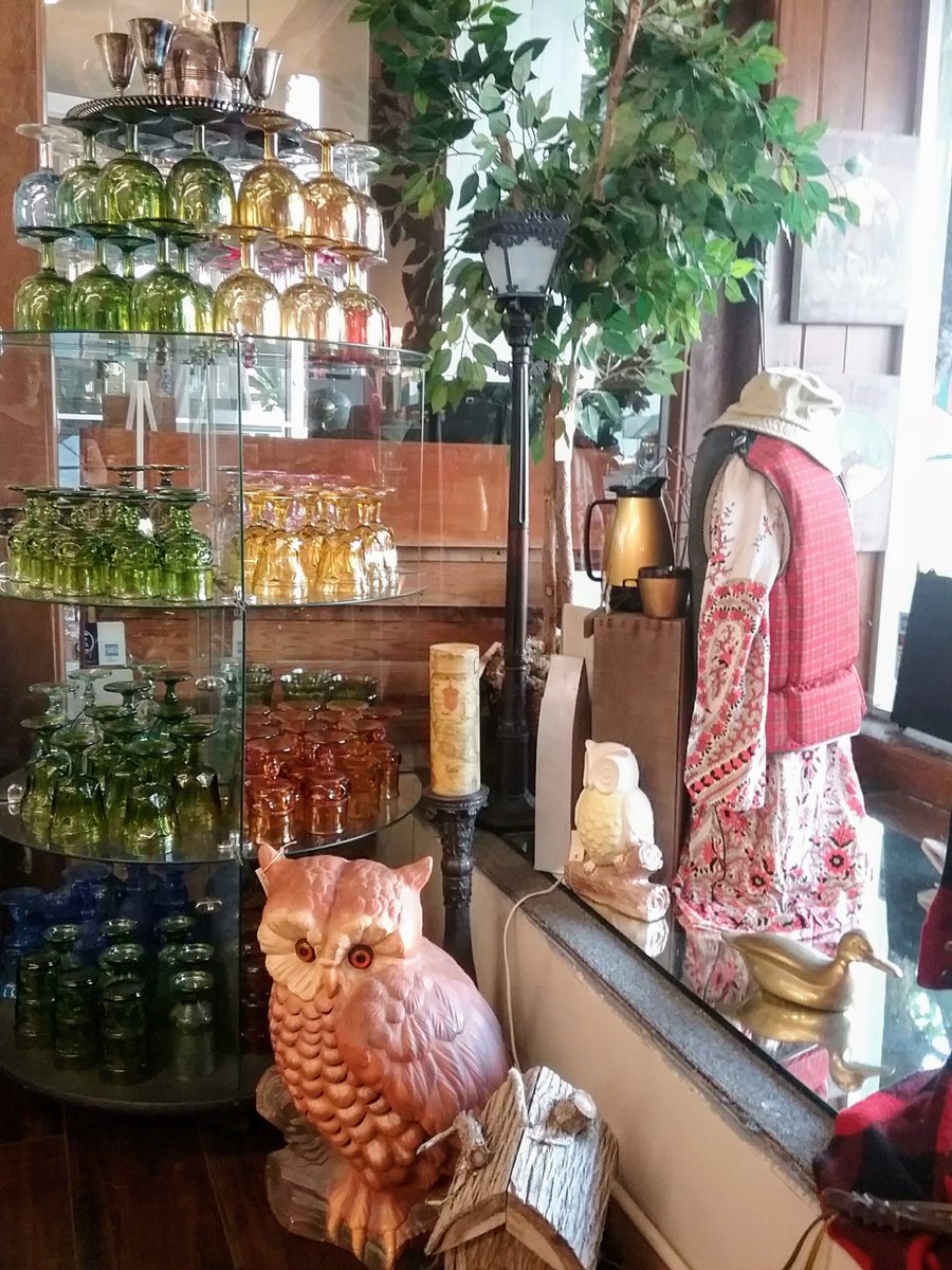 WhatTheQuirk's tweet photo. The retro glassware I grew up with in the I love!  Let us know if you would like to share in the nostalgia, we ship ;)
#Retro #vintage https://t.co/3rfVnMjjkV