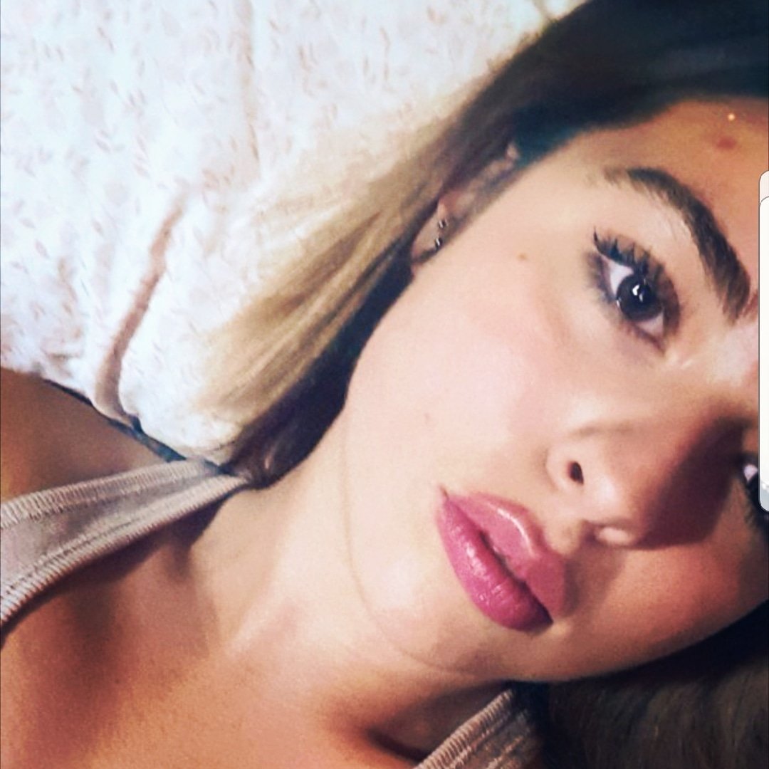 Jesspsy_'s tweet photo. Me han echado del infierno.. me ha faltado un pecado. https://t.co/0j4tLBpJxI