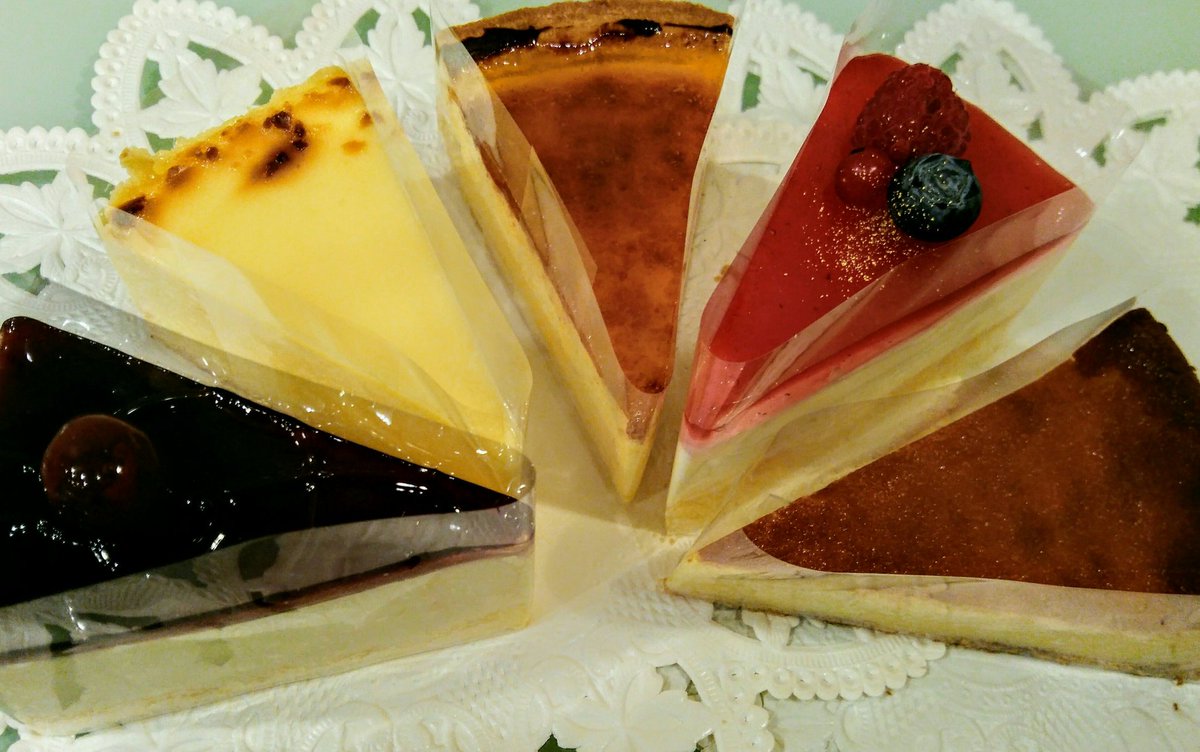 アンシャンテ 年末年始は材料が限られるので デコレーションケーキ や ホールケーキ のご予約はお早めに 東村山 久米川 八坂 ケーキ スイーツ チーズケーキ