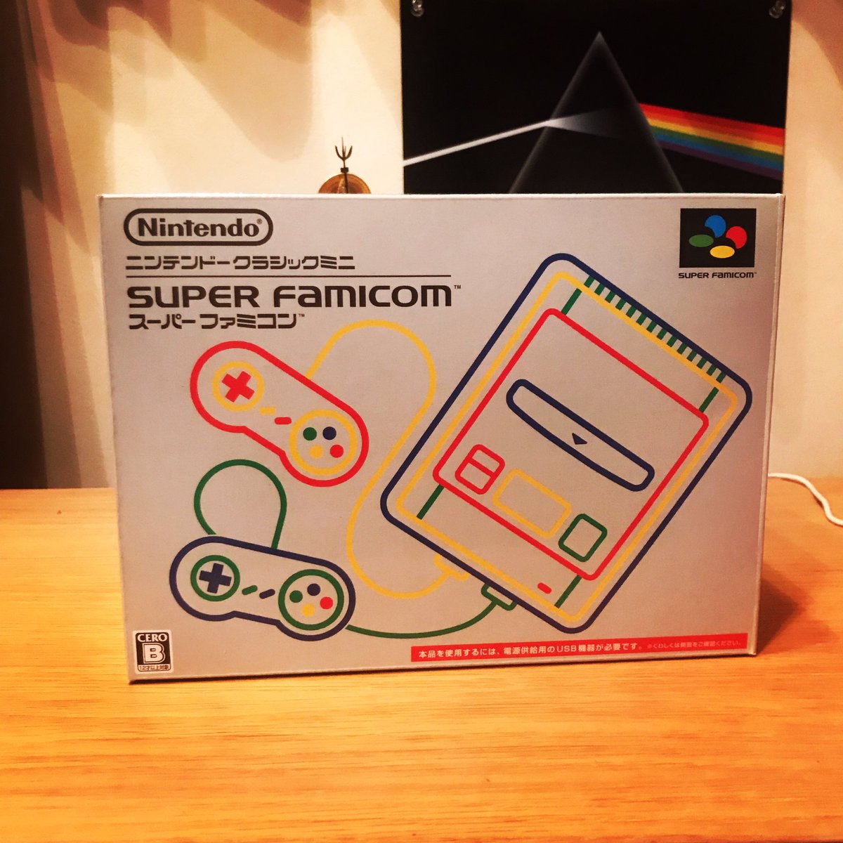 SHIGeDJ's tweet photo. 年末に向けスーファミミニ、入手！
とりあえずスーパースト2で、中キックめくりアッパーキャンセル昇竜拳かまします☺︎
#superfamicommini  #nintedo  #famiconmini https://t.co/94QiGPCaFh