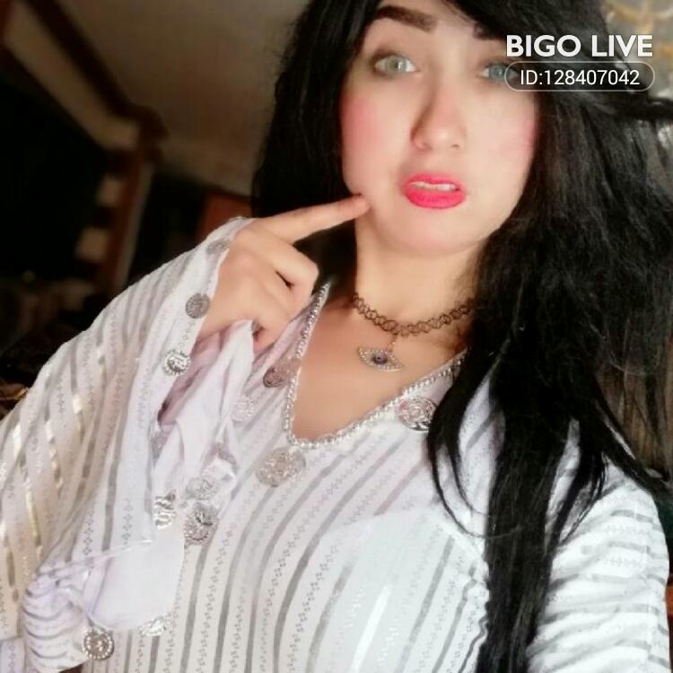 OMG! You have to see this. #BIGOLIVE.  
bigo.tv/sid/2230975374…