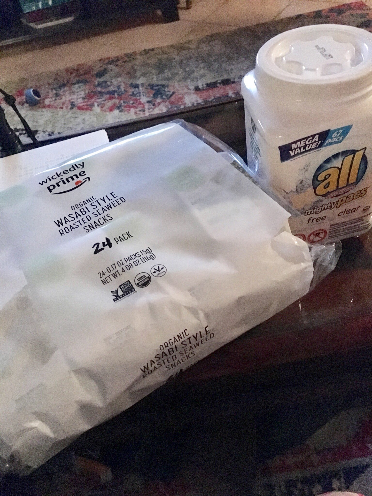 Alanab Favorite Christmas Gifts This Year A Giant Pack Of Wasabi Seaweed And Some Laundry Packs Score It Seems My Parents Have Discovered Amazon Prime Pantry T Co Wejc0k00yw Twitter