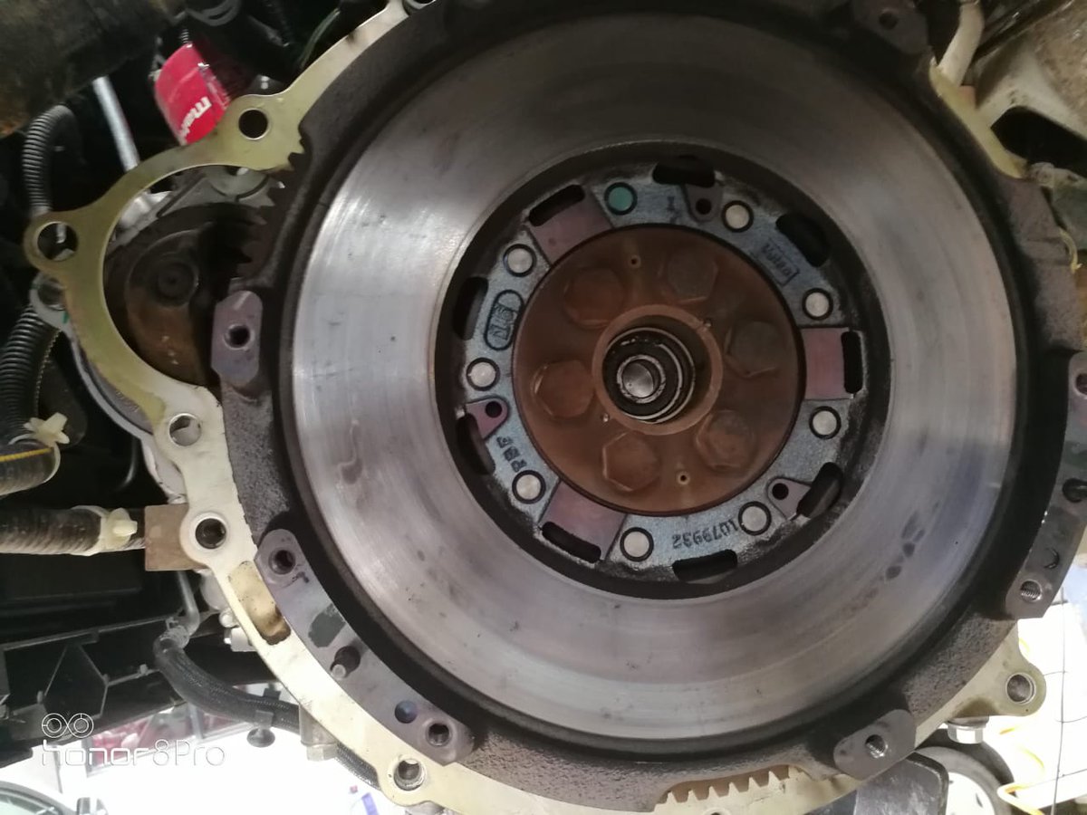 dhaneshnair's tweet image. The vehicles i have owned include a @toyota corolla, @SkodaIndia Rapid, @Hyundai Elantra, @Jeep Cherokee. But @MahindraXUV500 seems worst in quality. How is a #5k run top end Xuv fails as shown - @GoenkaPk , @anandmahindra #qualityissue #newvehicle #madeinindia #5k