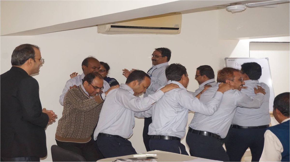 youropenbox's tweet photo. TEAM #openbox conducted 1 days workshop on Personal Effectiveness for the pharma industry in Nagpur. #corporatetraining #nagpur #centralindia https://t.co/Z9AEpezSk3