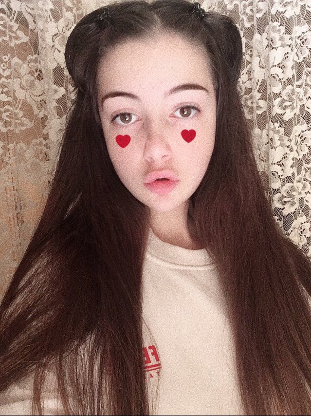 ATZZ_LUVS's tweet image. 👠🎒💃🏻❤️