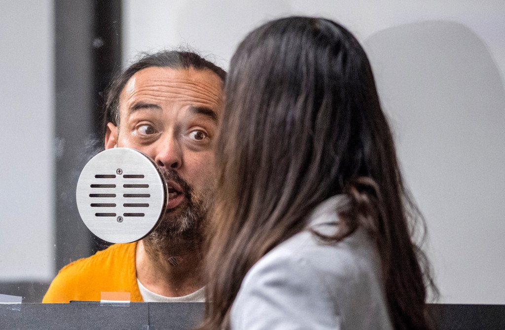 Judge rules that man accused of igniting massive Holy fire will stand trial ocregister.com/2018/12/27/jud…