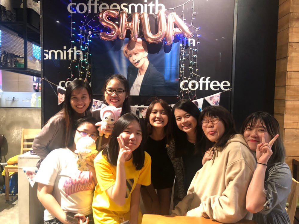 cheol_tae's tweet photo. Special dedication to @summerhoonz for working hard for the 2 days of @shuappyday and making this event a successful one. I’m so proud of you bb 💕💕 
And of course to my crackheads, you guys have done well too! Making fansupports and what not ~ I love you guys so much 😘😘 https://t.co/yqOTfi86gc