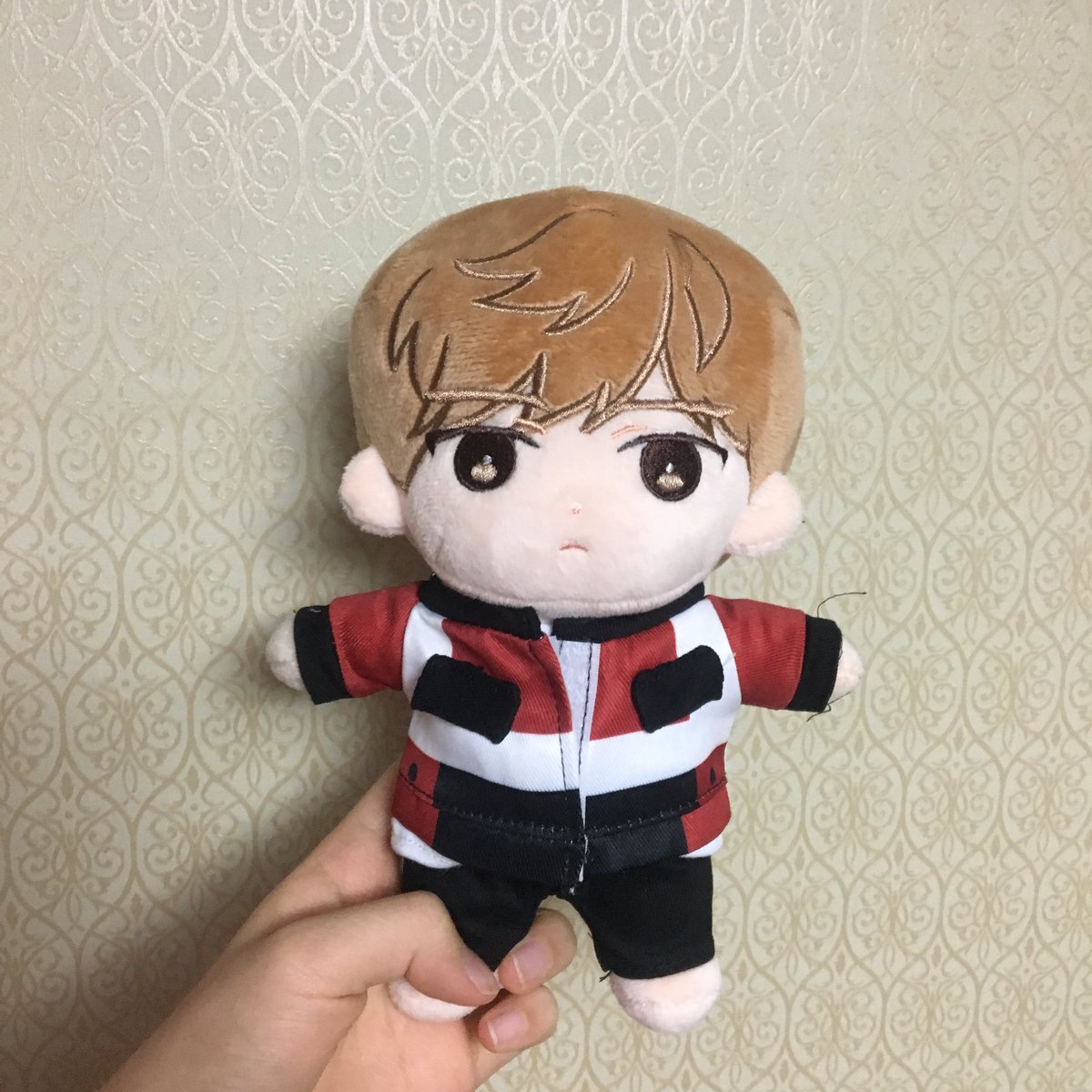 TOFU__516's tweet photo. 하씨 너무 귀여워 코피날 거 같아 돈 다 털어서 뉴트 산 과거의 나 너무 사랑해...💗 오래 기다렸지만 하나두 아깝지 않다 엉엉 뉴트 사랑해 💗❤️ @newt_min_tom 잘 받았습니당 💚 https://t.co/E0zavGPPa5