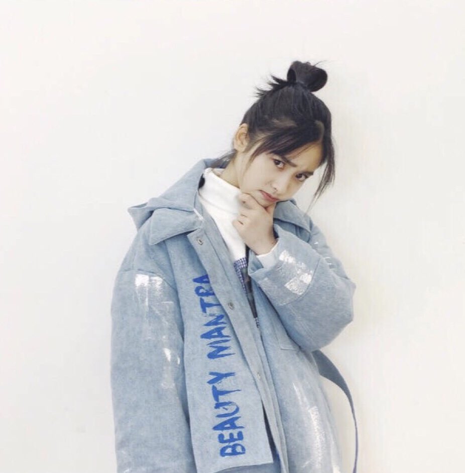 shenyupdates_PH's tweet photo. {181228} 沈月 Weibo Post💖 

“ #世界是暖的# 今日不搬运朋友�� 只邀请热情的微博网友观看小沈迷人的照片
（押韵了 厉害厉害👏🏻) “

#ShenYue
#沈月 https://t.co/TTKgySUPYX