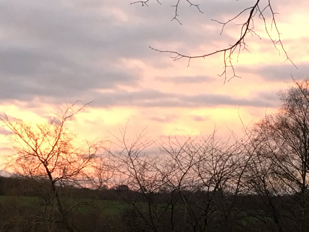 WhatK8eDidNext's tweet photo. A beautiful morning dawns in #Cheshire, have a wonderful Friday all xx https://t.co/hY2ot0jX5i