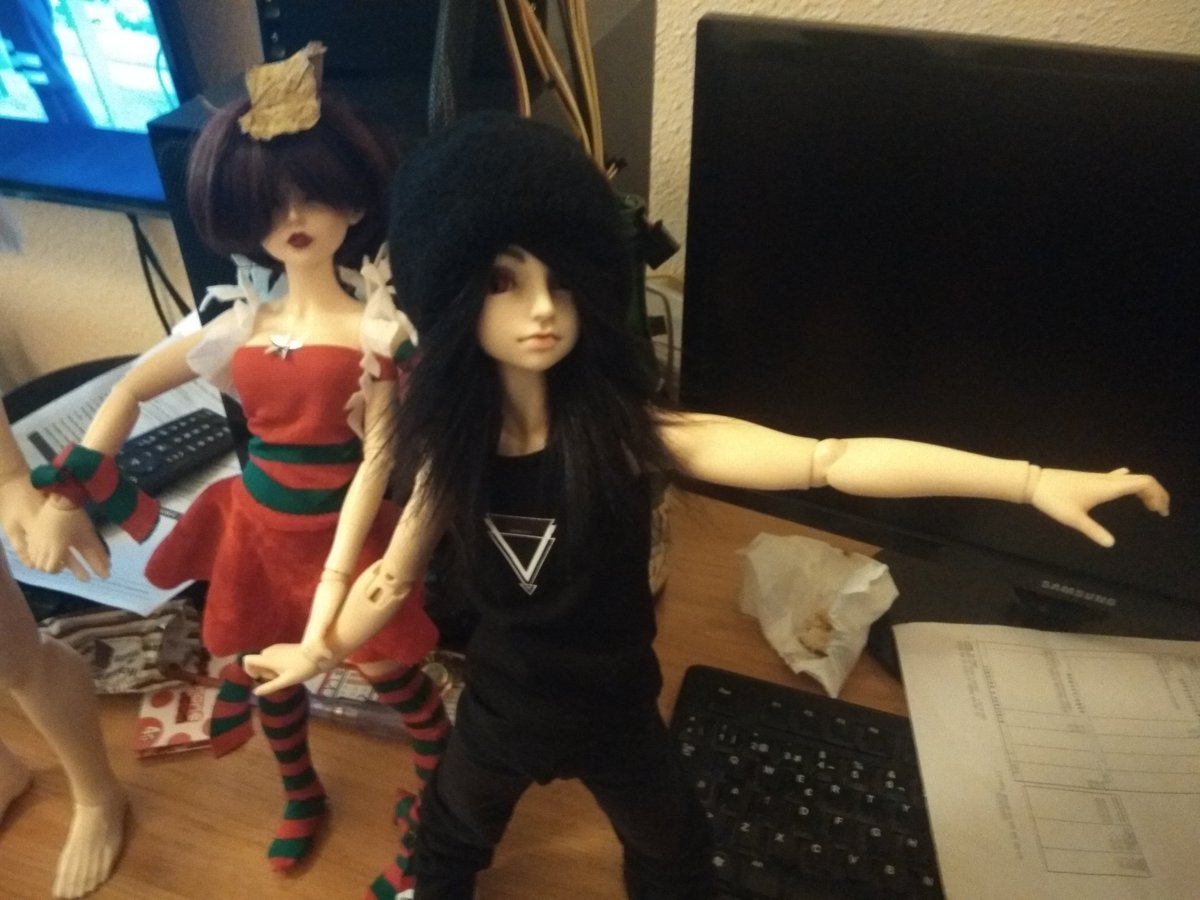 MultiplesYos's tweet photo. Fotos #bjd ayer :3
Día 27 ~ mi día favorito del mesón a parte del 5 ❤️ https://t.co/jGgb2hKVhx