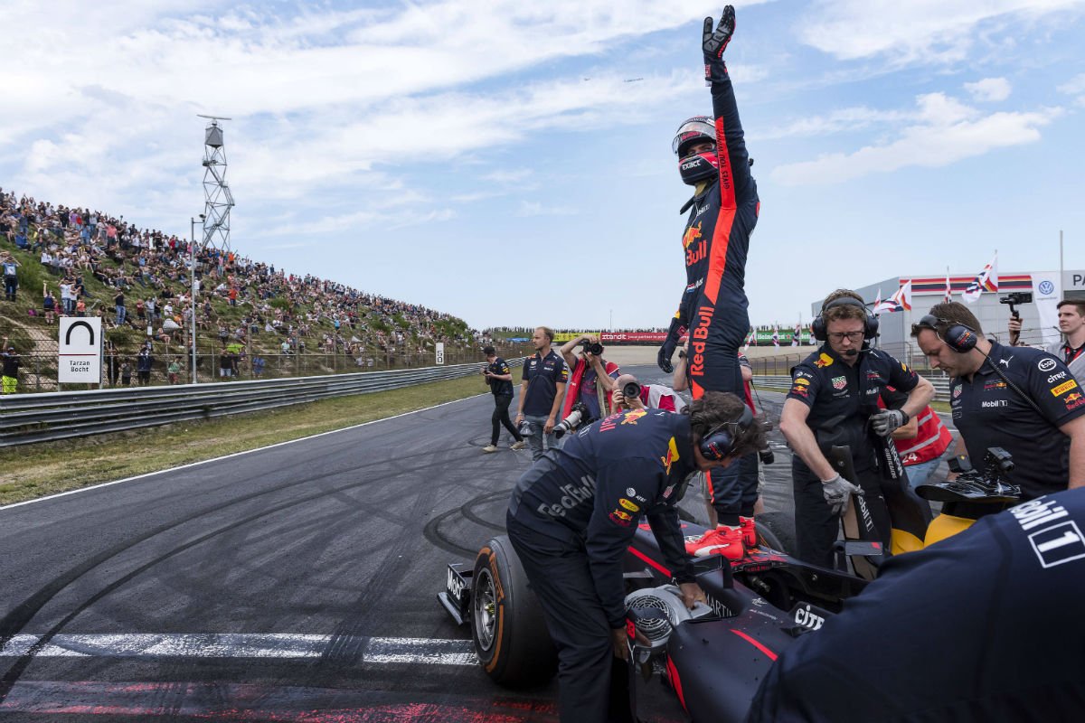 GPFansNL's tweet photo. Van Gameren: 'Toen we die brief zagen, wisten we dat het niet verzonnen was' https://t.co/rxAmAJkkCP #vangameren #f1 #redbull #verstappen #ziggosport https://t.co/LaRsLioGDA