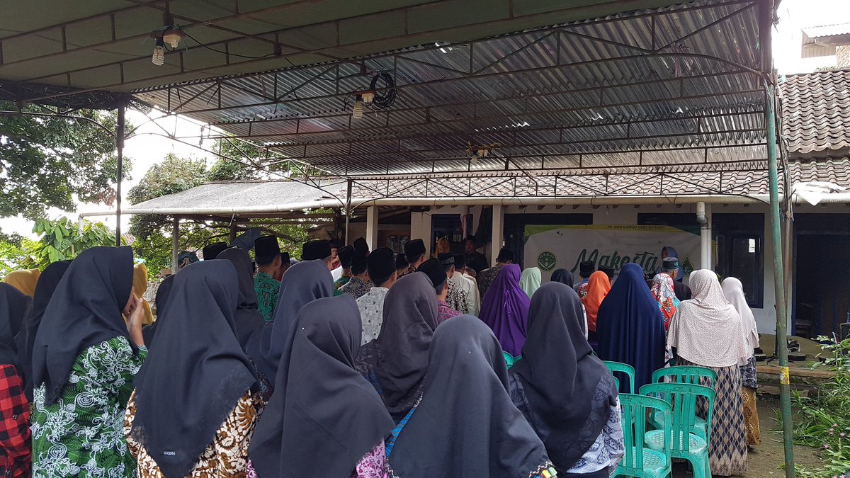 Kurang lebih sebanyak 36 peserta mengikuti Makesta Pimpinan Ranting IPNU &amp; IPPNU Desa Bangsri, Kec. Kajoran, Kab. Magelang.
#KaderisasiJantungOrganisasi