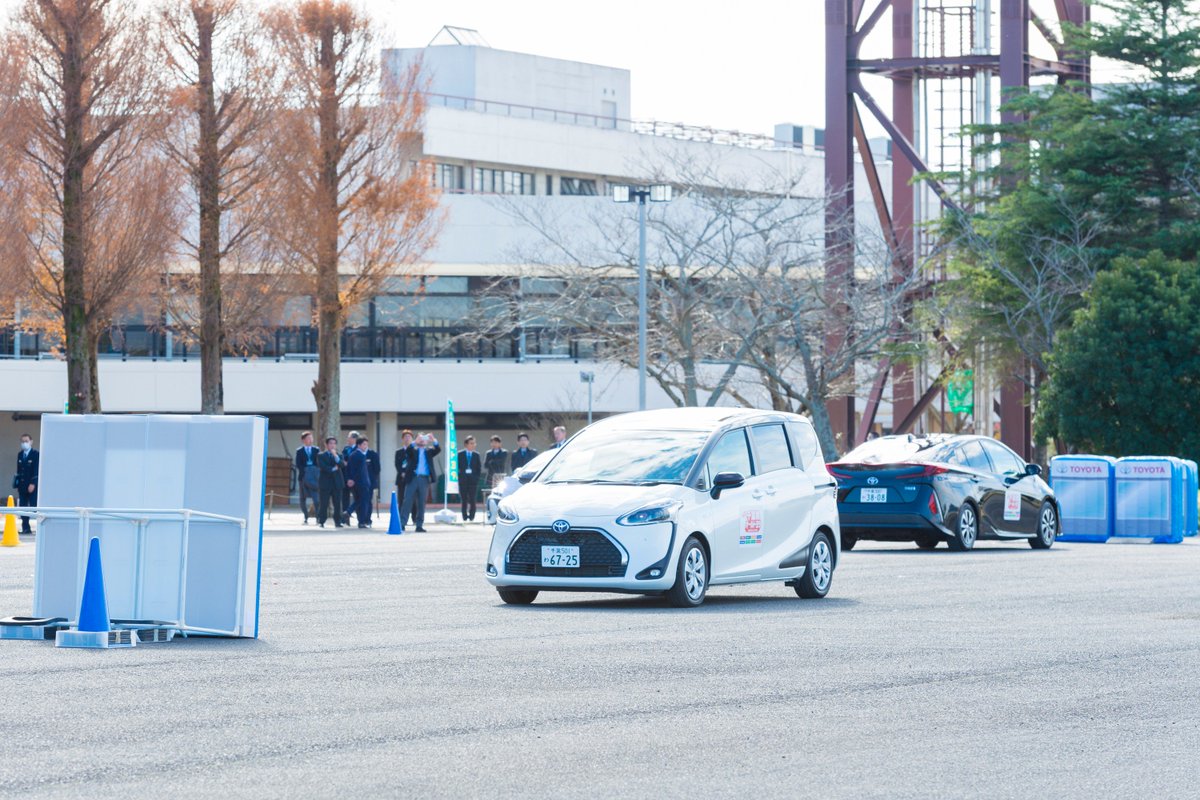 千葉県オールトヨタ 千葉県警察学校にて セーフティ サポートカー体験会 東金市に位置する千葉県警察学校において 県警交通部の 警察官や 警察学校の初任課生等約1人を対象としたセーフティ サポートカー サポカー の体験会を実施