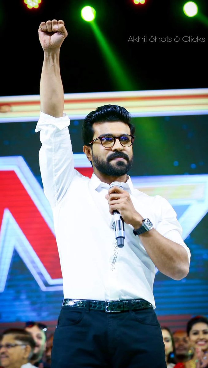 RamcharanTeam's tweet photo. #Ramcharan
#VVRPreReleaseEvent
#VVRTrailer : https://t.co/Zzs7b4vJ57 https://t.co/8cwJhLDTya