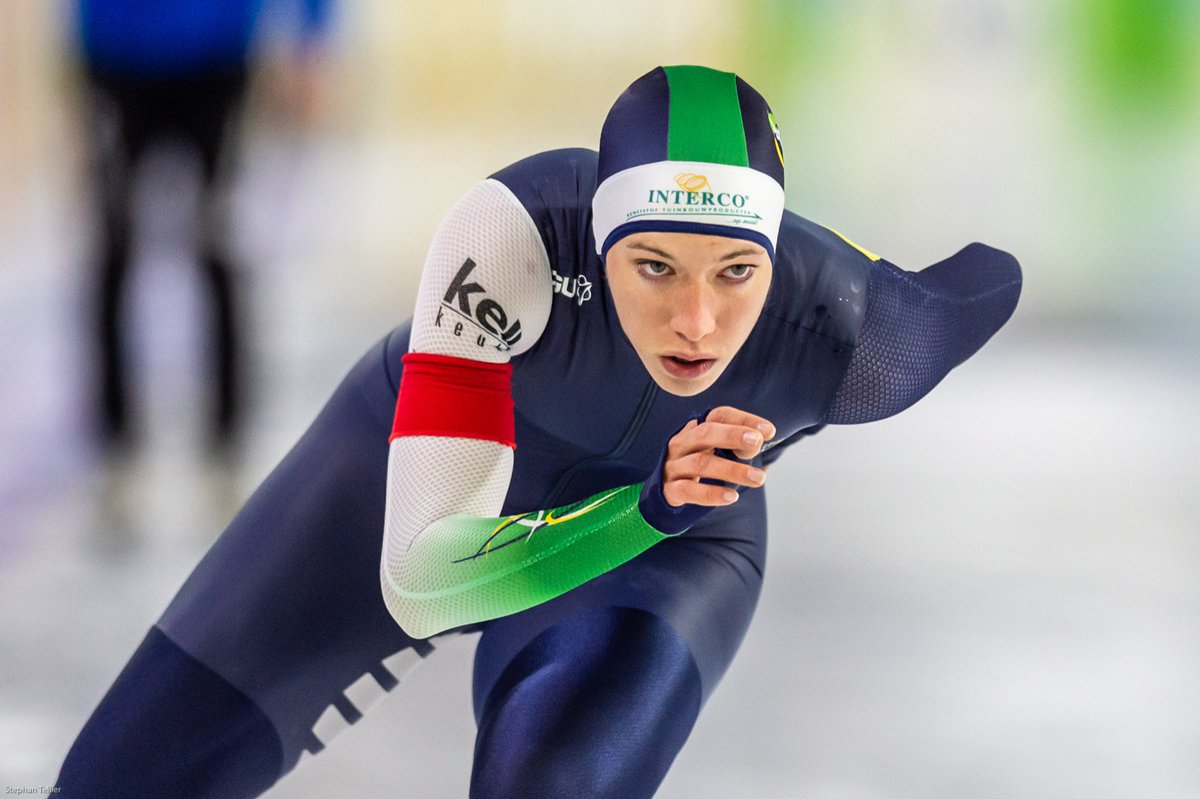 Focus!❄Vandaag begint het NK afstanden met de 1500m. Om 19.21u rit 7!⛸ En zondag de 1000m. 💪 #raceday #nkafstanden #thialf #healthyteam #letsgo
