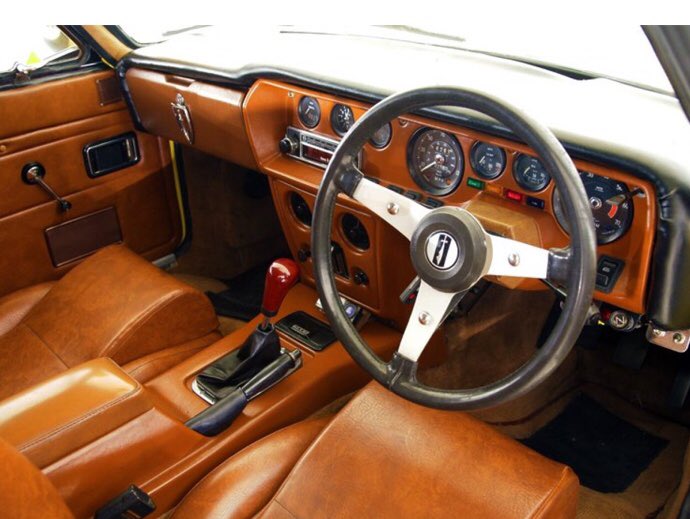 Here’s our #Scimitar GTE SE5A 1973.  #PrincessAnne was given a manual overdrive SE5 for a joint 20th birthday #present &amp; #Christmas present in 1970 by the Queen &amp; the Duke of Edinburgh. She later owned 8 other GTEs so clearly like us she’s a fan of this #car