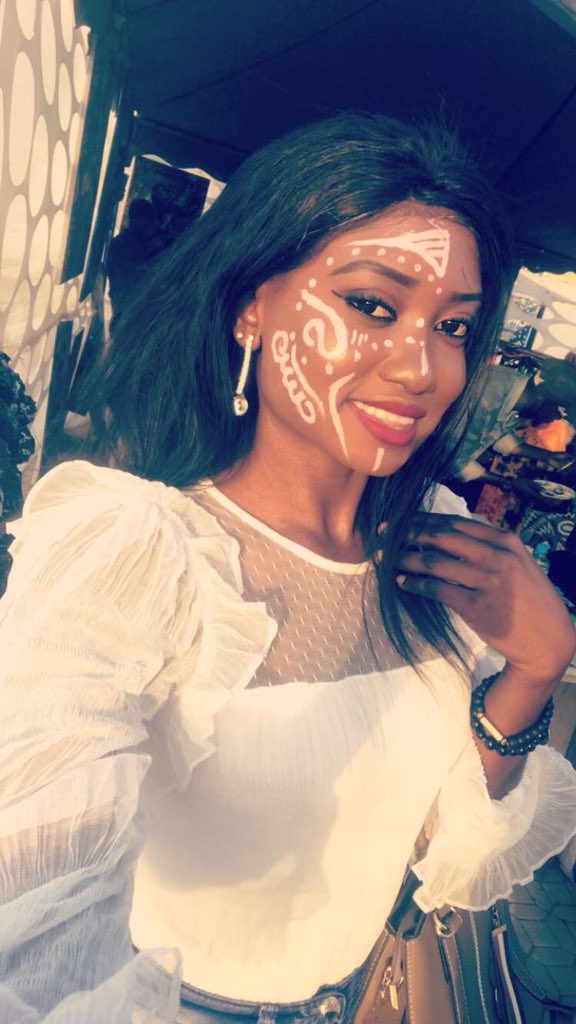 elzzika's tweet photo. #PUREVIBES #ULF2018 loved my face painting πβ€οΈ https://t.co/5VzcNeK2EX