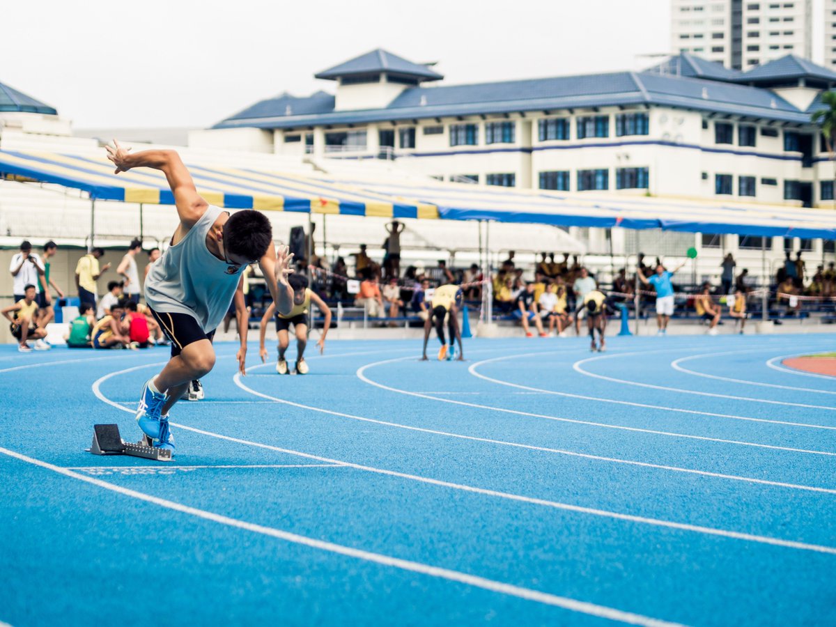 GrowthCurve_FM's tweet photo. Our third STOW is... don’t be afraid of competition. Competition is proof that you’re onto something, + it can lead to some new &amp; improved ideas!  https://t.co/NuHvUOghg0 #startup #startuptips #startups https://t.co/vCv75ULnuQ