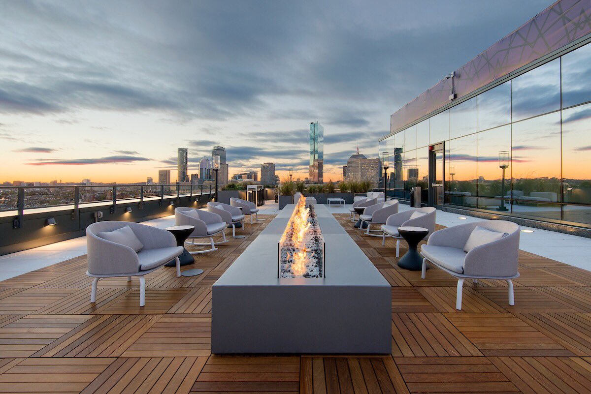 The sky deck at #345Harrison is the perfect place for residents to ring in the new year. Pop a bottle of bubbly and cozy up to the fireplace with friends over stunning views of the Boston skyline. And, just keep reminding yourself: You are not a visitor. You live here.