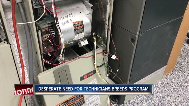 procalcs's tweet image. "Manatee Tech. offers free program for HVAC installers
#procalcs #hvacdesign #loadcalcs #energycalcs#ductdesign#equipmentselection #manuals #manualt
bit.ly/2C3U7fD"